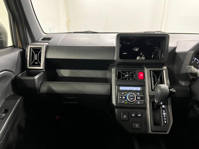 タフトGターボ ダーククロムベンチャー 走行8956キロ/マット1年保証距離無制限 走行距離8956キロ 純正マット サイドエアバッグ LEDヘッドランプ アイドリングストップ シートヒーター オート格納式ドアミラー 電動パーキングブレーキ(埼玉県)の中古車
