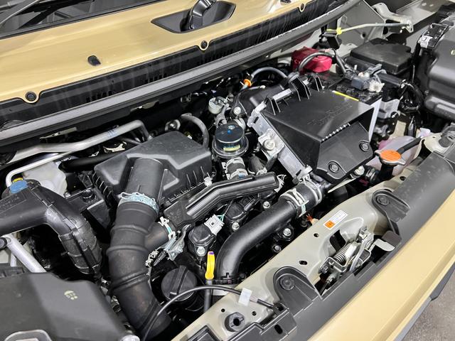 タフトGターボ ダーククロムベンチャー 走行8956キロ/マット1年保証距離無制限 走行距離8956キロ 純正マット サイドエアバッグ LEDヘッドランプ アイドリングストップ シートヒーター オート格納式ドアミラー 電動パーキングブレーキ(埼玉県)の中古車