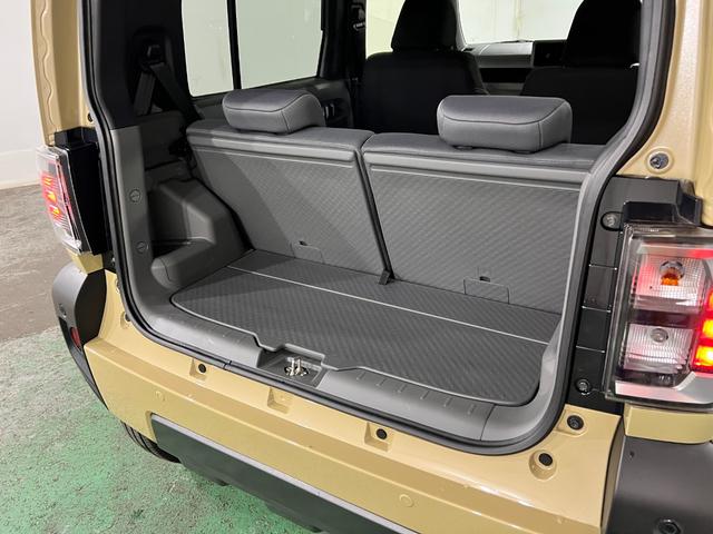 タフトGターボ ダーククロムベンチャー 走行8956キロ/マット1年保証距離無制限 走行距離8956キロ 純正マット サイドエアバッグ LEDヘッドランプ アイドリングストップ シートヒーター オート格納式ドアミラー 電動パーキングブレーキ(埼玉県)の中古車