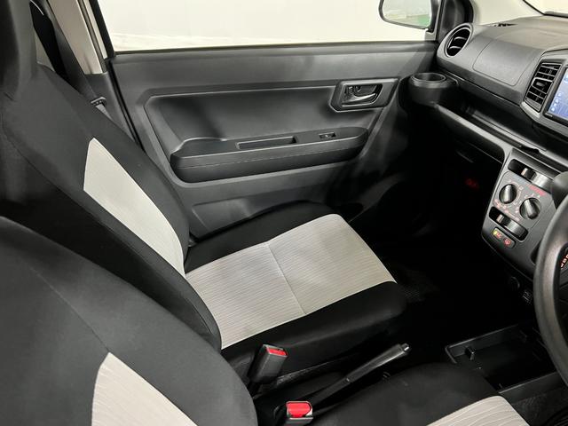 ミライースＬ　ＳＡIII　走行４５６キロ／純正フルセグナビ／Ｂカメラ１年保証距離無制限　走行距離４５６キロ　純正フルセグナビ　バックカメラ　ブルートゥース　純正マット　助手席エアバッグ　クリアランスソナー　オートライト　アイドリングストップ（埼玉県）の中古車