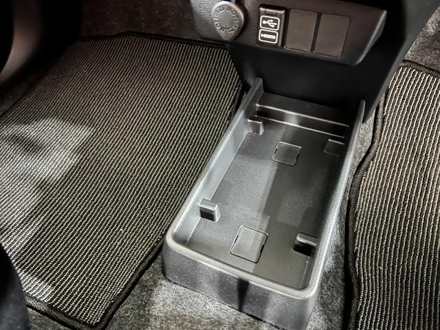 ミライースＬ　ＳＡIII　走行４５６キロ／純正フルセグナビ／Ｂカメラ１年保証距離無制限　走行距離４５６キロ　純正フルセグナビ　バックカメラ　ブルートゥース　純正マット　助手席エアバッグ　クリアランスソナー　オートライト　アイドリングストップ（埼玉県）の中古車