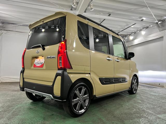 タントファンクロスターボリミテッド　走行１７５キロ／純正９型ＤＡ１年保証距離無制限　走行１７５キロ　純正ディスプレイオーディオ　バックカメラ　ブルートゥース　マット　サイドエアバッグ　ＬＥＤヘッドランプ　アイドリングストップ　シートヒーター　両側電動スライドドア（埼玉県）の中古車