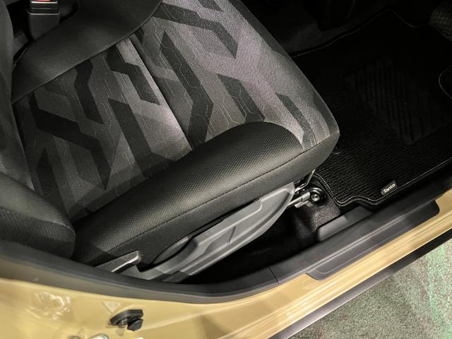 タントファンクロスターボリミテッド　走行１７５キロ／純正９型ＤＡ１年保証距離無制限　走行１７５キロ　純正ディスプレイオーディオ　バックカメラ　ブルートゥース　マット　サイドエアバッグ　ＬＥＤヘッドランプ　アイドリングストップ　シートヒーター　両側電動スライドドア（埼玉県）の中古車