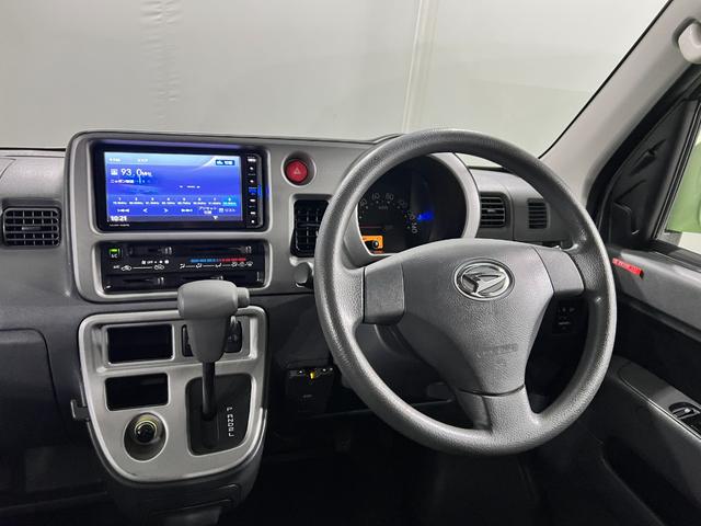 ハイゼットカーゴクルーズリミテッド 4WD/走行52977キロ/ナビ1年保証距離無制限 走行距離52977キロ フルセグナビ バックカメラ ブルートゥース 純正マット 助手席エアバック 両側スライドドア(埼玉県)の中古車