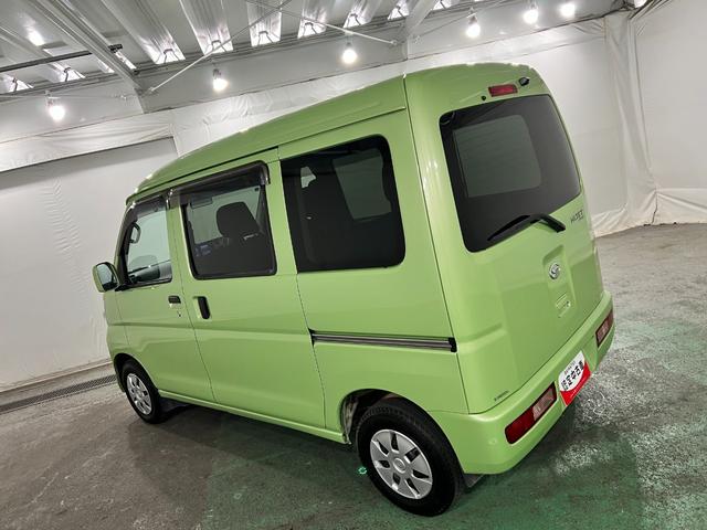 ハイゼットカーゴクルーズリミテッド 4WD/走行52977キロ/ナビ1年保証距離無制限 走行距離52977キロ フルセグナビ バックカメラ ブルートゥース 純正マット 助手席エアバック 両側スライドドア(埼玉県)の中古車