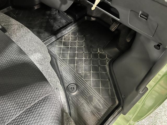 ハイゼットカーゴクルーズリミテッド 4WD/走行52977キロ/ナビ1年保証距離無制限 走行距離52977キロ フルセグナビ バックカメラ ブルートゥース 純正マット 助手席エアバック 両側スライドドア(埼玉県)の中古車