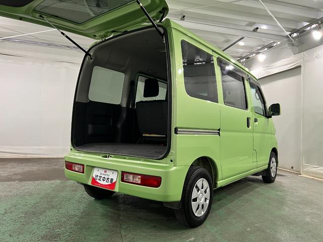 ハイゼットカーゴクルーズリミテッド 4WD/走行52977キロ/ナビ1年保証距離無制限 走行距離52977キロ フルセグナビ バックカメラ ブルートゥース 純正マット 助手席エアバック 両側スライドドア(埼玉県)の中古車