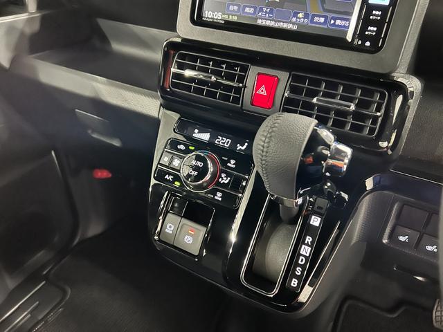 タントカスタムRS 雹害/走行4223キロ/純正ナビ/バックカメラ1年保証距離無制限 走行距離4223キロ 純正フルセグナビ バックカメラ ブルートゥース 純正マット サイドエアバッグ LEDヘッドランプ アイドリングストップ シートヒーター 両側電動スライドドア(埼玉県)の中古車