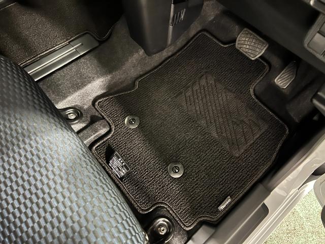 タントカスタムRS 雹害/走行4223キロ/純正ナビ/バックカメラ1年保証距離無制限 走行距離4223キロ 純正フルセグナビ バックカメラ ブルートゥース 純正マット サイドエアバッグ LEDヘッドランプ アイドリングストップ シートヒーター 両側電動スライドドア(埼玉県)の中古車
