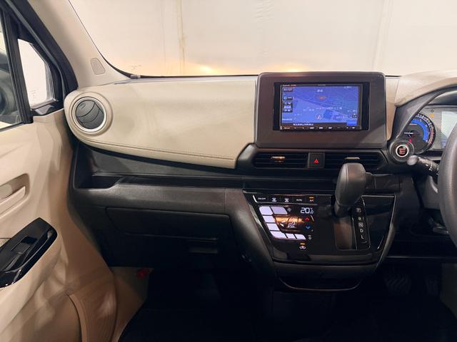 デイズＸ　雹害／走行１１１６９７キロ／ワンセグナビ／バックカメラ１年保証距離無制限　走行距離１１１６９７キロ　ワンセグナビ　バックカメラ　ブルートゥース　純正マット　助手席エアバッグ　オートライト（埼玉県）の中古車