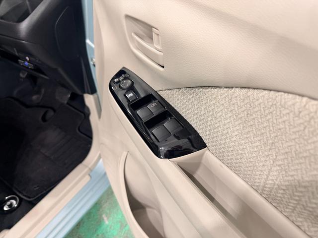 デイズＸ　雹害／走行１１１６９７キロ／ワンセグナビ／バックカメラ１年保証距離無制限　走行距離１１１６９７キロ　ワンセグナビ　バックカメラ　ブルートゥース　純正マット　助手席エアバッグ　オートライト（埼玉県）の中古車