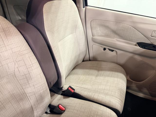 デイズＸ　雹害／走行１１１６９７キロ／ワンセグナビ／バックカメラ１年保証距離無制限　走行距離１１１６９７キロ　ワンセグナビ　バックカメラ　ブルートゥース　純正マット　助手席エアバッグ　オートライト（埼玉県）の中古車