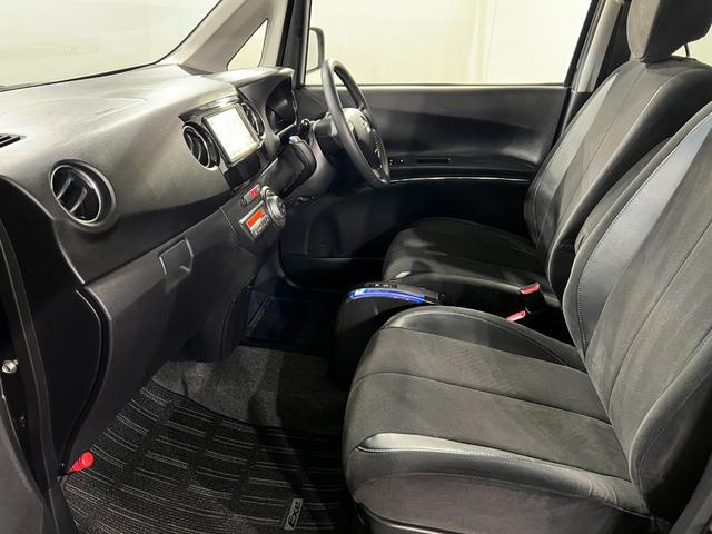 タントエグゼカスタムＲＳ　走行５６３２５キロ／車検整備付／ナビ／Ｂカメラ一年保証・走行距離無制限　フルセグナビ　バックカメラ　Ｂｌｕｅｔｏｏｔｈ　ＨＩＤヘッドライト　アイドリングストップ　ベンチシート（埼玉県）の中古車