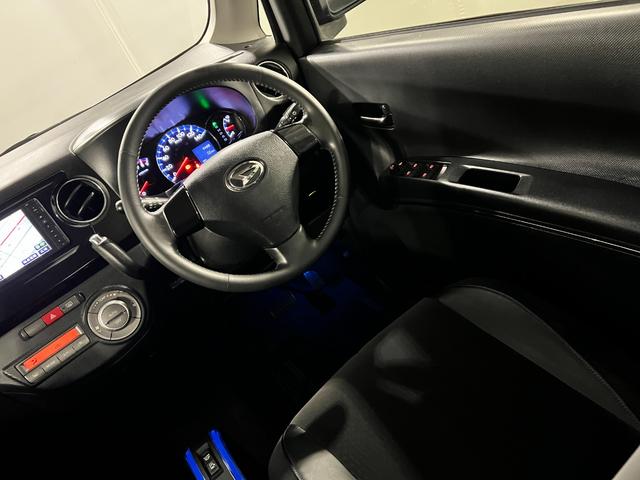 タントエグゼカスタムＲＳ　走行５６３２５キロ／車検整備付／ナビ／Ｂカメラ一年保証・走行距離無制限　フルセグナビ　バックカメラ　Ｂｌｕｅｔｏｏｔｈ　ＨＩＤヘッドライト　アイドリングストップ　ベンチシート（埼玉県）の中古車