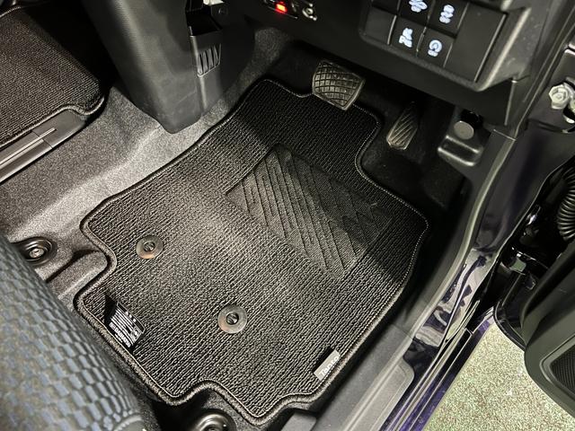 タントカスタムX 走行2307キロ/4WD/ナビ/全周囲カメラ一年保証・走行距離無制限 フルセグナビ Bluetooth 全周囲カメラ ドラレコ ETC クリアランスソナー オートライト LEDヘッドライト シートヒーター 両側電動スライドドア(埼玉県)の中古車