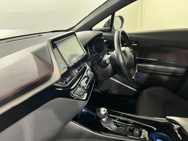 C−HRG−T 走行42149キロ/車検整備付/4WD/ナビ一年保証・走行距離無制限 フルセグナビ Bluetooth バックカメラ ドラレコ クリアランスソナー オートライト LEDヘッドライト アイドリングストップ(埼玉県)の中古車
