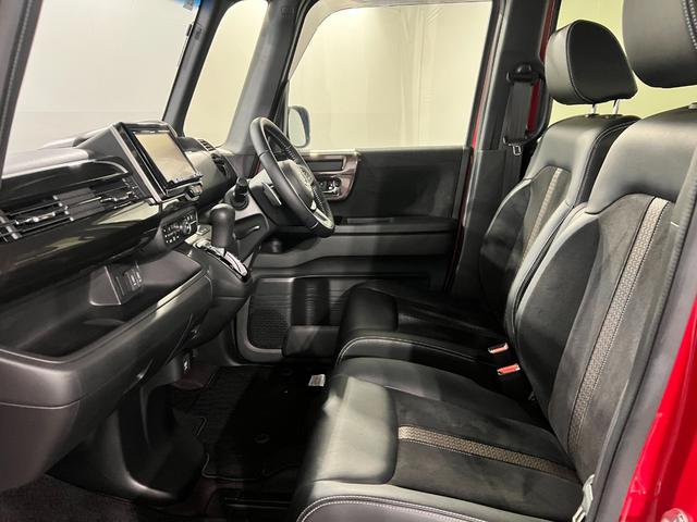N−BOXカスタムG・EXターボホンダセンシング 走行37825キロ/ナビ1年保証距離無制限 走行距離37825キロ フルセグナビ バックカメラ ブルートゥース 純正マット サイドエアバッグ LEDヘッドランプ(埼玉県)の中古車