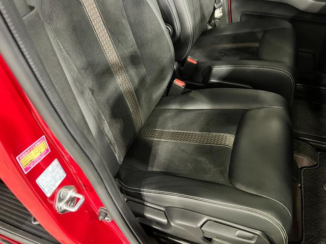 N−BOXカスタムG・EXターボホンダセンシング 走行37825キロ/ナビ1年保証距離無制限 走行距離37825キロ フルセグナビ バックカメラ ブルートゥース 純正マット サイドエアバッグ LEDヘッドランプ(埼玉県)の中古車