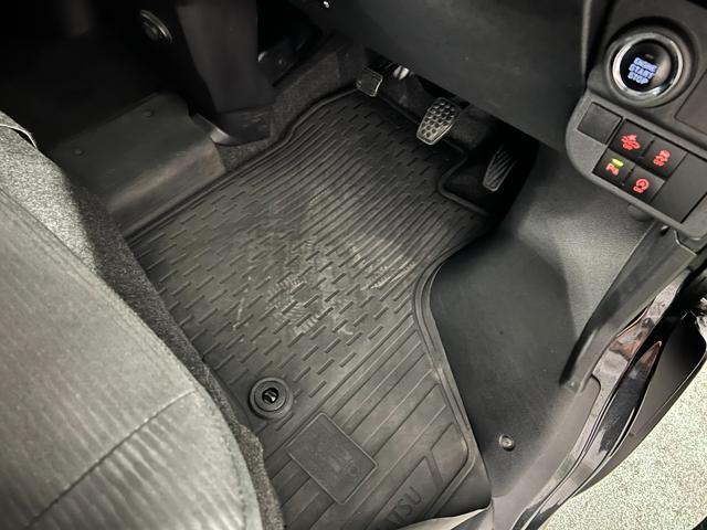 ハイゼットカーゴクルーズ 走行38299キロ/純正フルセグナビ/ドラレコ1年保証距離無制限 走行距離38299キロ 純正フルセグナビ バックカメラ ドラレコ 純正マット クリアランスソナー LEDヘッドランプ アイドリングストップ 両側スライドドア(埼玉県)の中古車