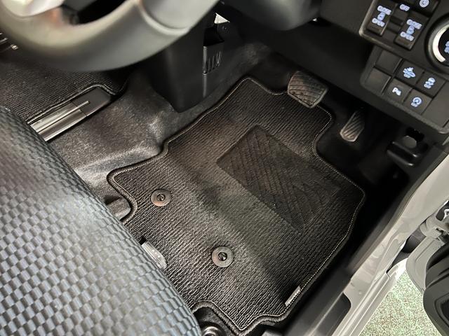 タントカスタムRS 雹害/走行34492キロ/LEDヘッドランプ1年保証距離無制限 走行距離34492キロ 純正マット サイドエアバッグ LEDヘッドランプ アイドリングストップ シートヒーター 両側電動スライドドア オート格納式ドアミラー 電動パーキングブレーキ(埼玉県)の中古車