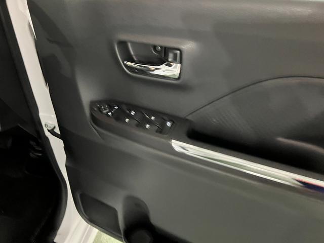 タントカスタムRS 雹害/走行34492キロ/LEDヘッドランプ1年保証距離無制限 走行距離34492キロ 純正マット サイドエアバッグ LEDヘッドランプ アイドリングストップ シートヒーター 両側電動スライドドア オート格納式ドアミラー 電動パーキングブレーキ(埼玉県)の中古車