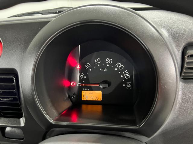 ハイゼットトラックエアコンパワステ スペシャル 走行96067キロ/車検整備付一年保証・走行距離無制限 走行96067キロ 車検整備付 5速マニュアル CDチューナー エアコンパワステ 運転席ゴムマット(埼玉県)の中古車