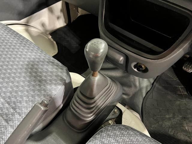ハイゼットトラックエアコンパワステ スペシャル 走行96067キロ/車検整備付一年保証・走行距離無制限 走行96067キロ 車検整備付 5速マニュアル CDチューナー エアコンパワステ 運転席ゴムマット(埼玉県)の中古車
