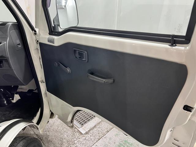 ハイゼットトラックエアコンパワステ スペシャル 走行96067キロ/車検整備付一年保証・走行距離無制限 走行96067キロ 車検整備付 5速マニュアル CDチューナー エアコンパワステ 運転席ゴムマット(埼玉県)の中古車