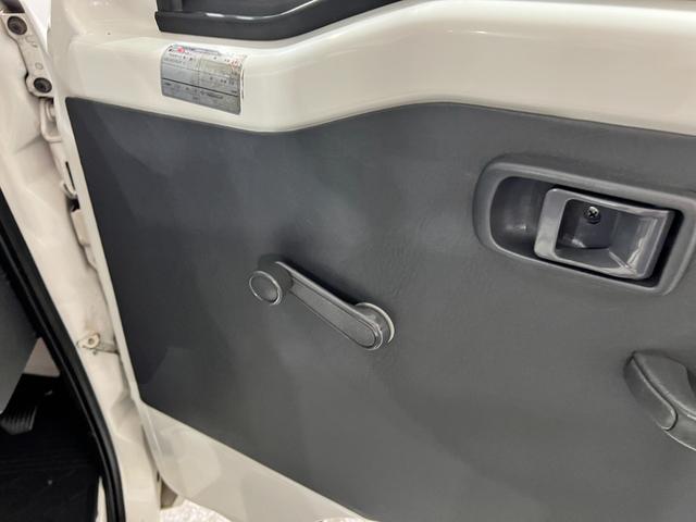 ハイゼットトラックエアコンパワステ スペシャル 走行96067キロ/車検整備付一年保証・走行距離無制限 走行96067キロ 車検整備付 5速マニュアル CDチューナー エアコンパワステ 運転席ゴムマット(埼玉県)の中古車