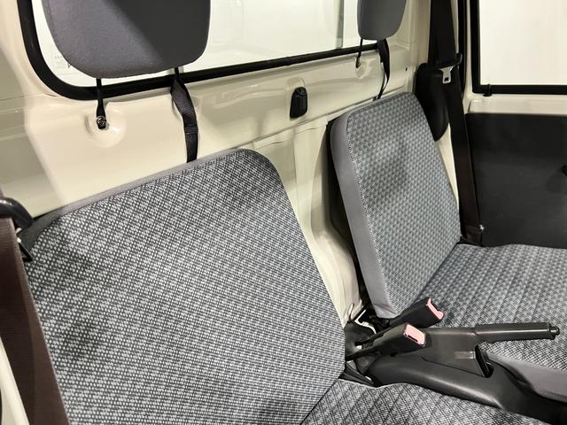 ハイゼットトラックエアコンパワステ スペシャル 走行96067キロ/車検整備付一年保証・走行距離無制限 走行96067キロ 車検整備付 5速マニュアル CDチューナー エアコンパワステ 運転席ゴムマット(埼玉県)の中古車