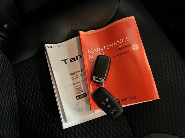 タントカスタムRS 走行6862キロ/LEDヘッドランプ/マット1年保証距離無制限 走行距離6862キロ 純正マット サイドエアバッグ LEDヘッドランプ アイドリングストップ シートヒーター 両側電動スライドドア オート格納式ドアミラー 電動パーキングブレーキ(埼玉県)の中古車