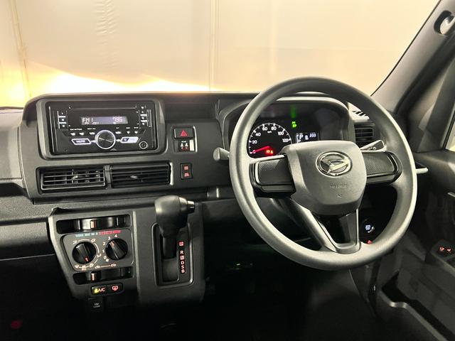 ハイゼットカーゴ 中古車 クルーズ　走行５２９８１キロ／車検整備付／４ＷＤ／ＥＴＣ一年保証・走行距離無制限　走行５２９８１キロ　車検整備付　ＥＴＣ　クリアランスソナー　オートライト　アイドリングストップ