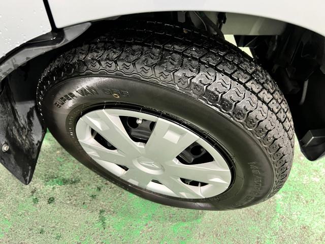 ハイゼットカーゴクルーズ 走行52981キロ/車検整備付/4WD/ETC一年保証・走行距離無制限 走行52981キロ 車検整備付 ETC クリアランスソナー オートライト アイドリングストップ(埼玉県)の中古車