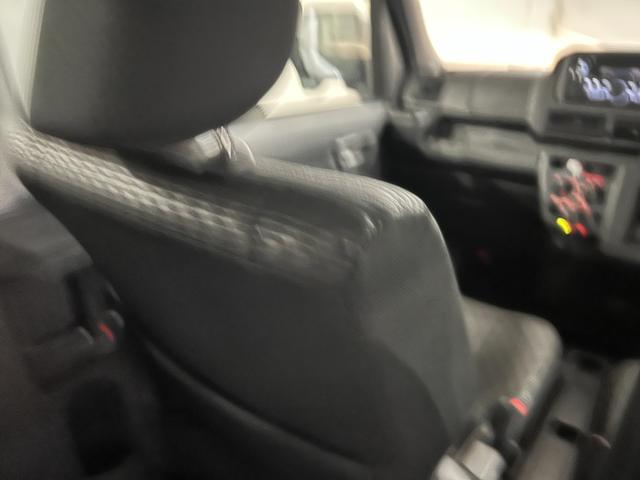 ハイゼットカーゴクルーズ 走行52981キロ/車検整備付/4WD/ETC一年保証・走行距離無制限 走行52981キロ 車検整備付 ETC クリアランスソナー オートライト アイドリングストップ(埼玉県)の中古車