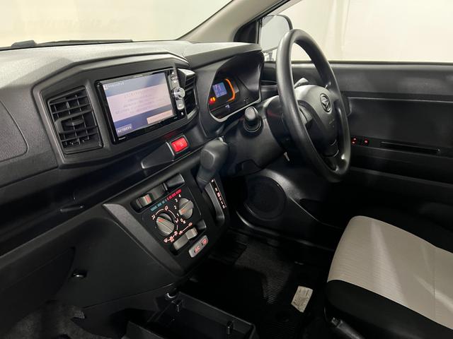 ミライースL SAIII 雹害/車検整備付/走行30867キロ/ナビ1年保証距離無制限 走行距離30867キロ 車検整備付 ワンセグナビ 純正カーペットマット キーレスエントリー スマートアシスト3(埼玉県)の中古車