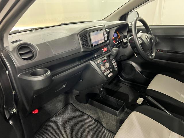ミライースL SAIII 雹害/車検整備付/走行30867キロ/ナビ1年保証距離無制限 走行距離30867キロ 車検整備付 ワンセグナビ 純正カーペットマット キーレスエントリー スマートアシスト3(埼玉県)の中古車