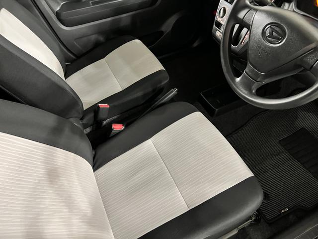 ミライースL SAIII 雹害/車検整備付/走行30867キロ/ナビ1年保証距離無制限 走行距離30867キロ 車検整備付 ワンセグナビ 純正カーペットマット キーレスエントリー スマートアシスト3(埼玉県)の中古車