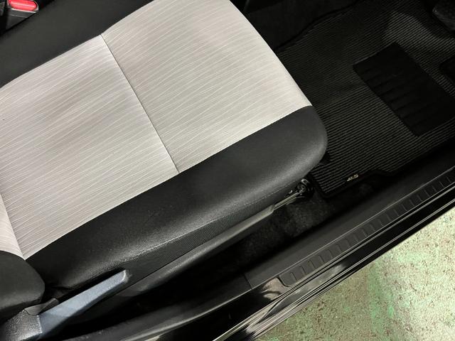 ミライースL SAIII 雹害/車検整備付/走行30867キロ/ナビ1年保証距離無制限 走行距離30867キロ 車検整備付 ワンセグナビ 純正カーペットマット キーレスエントリー スマートアシスト3(埼玉県)の中古車