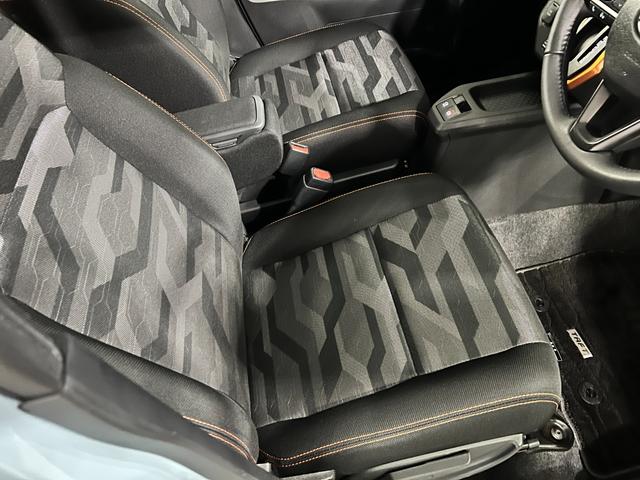 タフトGターボ 走行13734キロ/純正9インチナビ/ドラレコ1年保証距離無制限 走行距離13734キロ 純正フルセグナビ バックカメラ ドラレコ 純正マット サイドエアバッグ LEDヘッドランプ アイドリングストップ シートヒーター オート格納式ドアミラー(埼玉県)の中古車