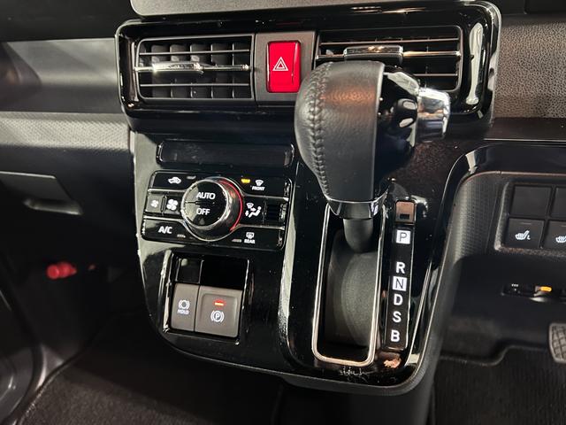 タントカスタムRS 走行24073キロ/シートヒーター/純正マット1年保証距離無制限 走行距離24073キロ 純正マット サイドエアバッグ LEDヘッドランプ アイドリングストップ シートヒーター 両側電動スライドドア オート格納式ドアミラー 電動パーキングブレーキ(埼玉県)の中古車