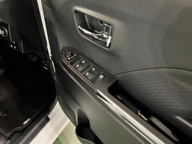 タントカスタムRS 走行24073キロ/シートヒーター/純正マット1年保証距離無制限 走行距離24073キロ 純正マット サイドエアバッグ LEDヘッドランプ アイドリングストップ シートヒーター 両側電動スライドドア オート格納式ドアミラー 電動パーキングブレーキ(埼玉県)の中古車