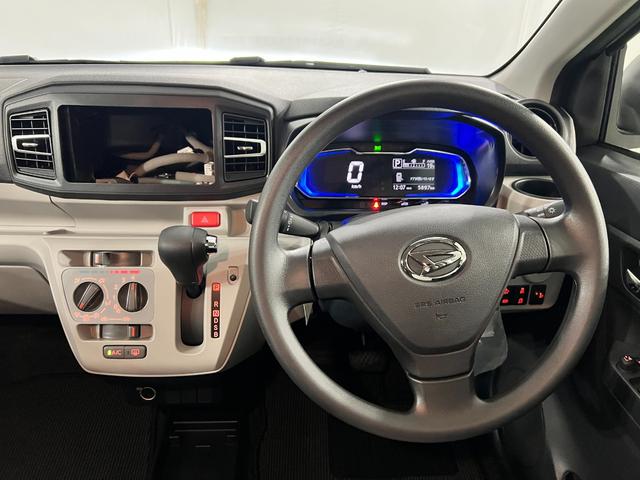 ミライースＸ　ＳＡIII　走行５８９７キロ／ＬＥＤヘッドランプ／マット１年保証距離無制限　走行距離５８９７キロ　純正マット　助手席エアバッグ　クリアランスソナー　オートライト　ＬＥＤヘッドランプ　アイドリングストップ　キーレスエントリー　スマートアシスト３（埼玉県）の中古車