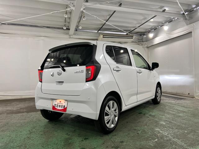 ミライースＸ　ＳＡIII　走行５８９７キロ／ＬＥＤヘッドランプ／マット１年保証距離無制限　走行距離５８９７キロ　純正マット　助手席エアバッグ　クリアランスソナー　オートライト　ＬＥＤヘッドランプ　アイドリングストップ　キーレスエントリー　スマートアシスト３（埼玉県）の中古車