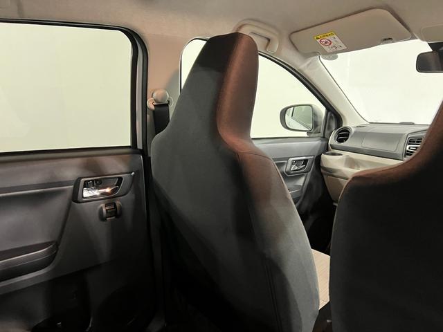 ミライースＸ　ＳＡIII　走行５８９７キロ／ＬＥＤヘッドランプ／マット１年保証距離無制限　走行距離５８９７キロ　純正マット　助手席エアバッグ　クリアランスソナー　オートライト　ＬＥＤヘッドランプ　アイドリングストップ　キーレスエントリー　スマートアシスト３（埼玉県）の中古車