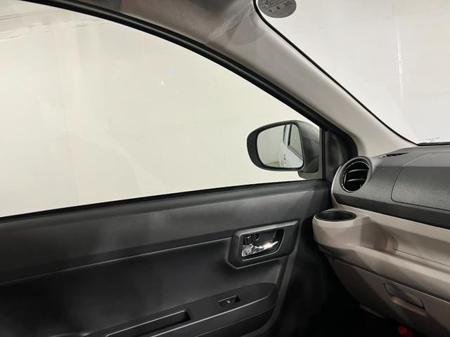 ミライースＸ　ＳＡIII　走行５８９７キロ／ＬＥＤヘッドランプ／マット１年保証距離無制限　走行距離５８９７キロ　純正マット　助手席エアバッグ　クリアランスソナー　オートライト　ＬＥＤヘッドランプ　アイドリングストップ　キーレスエントリー　スマートアシスト３（埼玉県）の中古車