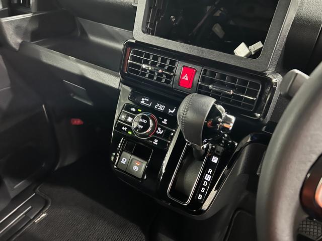 タントカスタムRS 走行14712キロ/シートヒーター/純正マット1年保証距離無制限 走行距離14712キロ 純正マット サイドエアバッグ LEDヘッドランプ アイドリングストップ シートヒーター 両側電動スライドドア オート格納式ドアミラー 電動パーキングブレーキ(埼玉県)の中古車