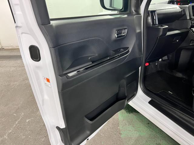 タントカスタムRS 走行14712キロ/シートヒーター/純正マット1年保証距離無制限 走行距離14712キロ 純正マット サイドエアバッグ LEDヘッドランプ アイドリングストップ シートヒーター 両側電動スライドドア オート格納式ドアミラー 電動パーキングブレーキ(埼玉県)の中古車