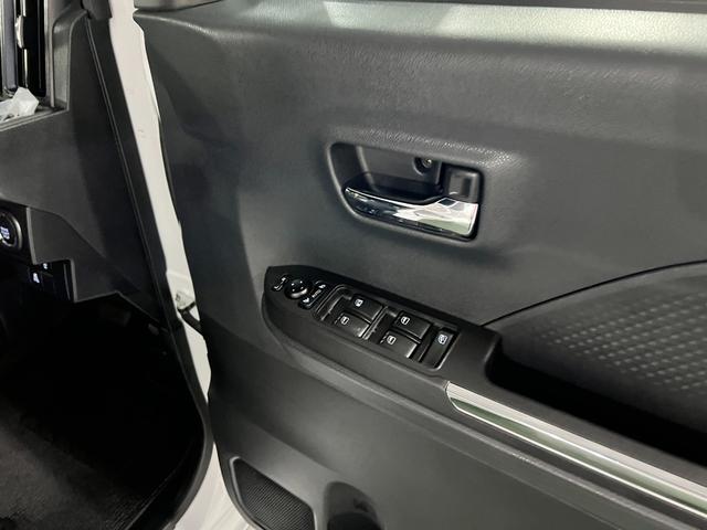 タントカスタムRS 走行14712キロ/シートヒーター/純正マット1年保証距離無制限 走行距離14712キロ 純正マット サイドエアバッグ LEDヘッドランプ アイドリングストップ シートヒーター 両側電動スライドドア オート格納式ドアミラー 電動パーキングブレーキ(埼玉県)の中古車