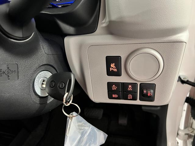 ミライースX SAIII 走行274キロ/純正フルセグナビ/純正マット1年保証距離無制限 走行距離274キロ 純正フルセグナビ ブルートゥース 純正マット クリアランスソナー オートライト LEDヘッドランプ アイドリングストップ 電動格納式ドアミラー(埼玉県)の中古車