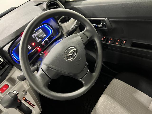 ミライースX SAIII 走行274キロ/純正フルセグナビ/純正マット1年保証距離無制限 走行距離274キロ 純正フルセグナビ ブルートゥース 純正マット クリアランスソナー オートライト LEDヘッドランプ アイドリングストップ 電動格納式ドアミラー(埼玉県)の中古車